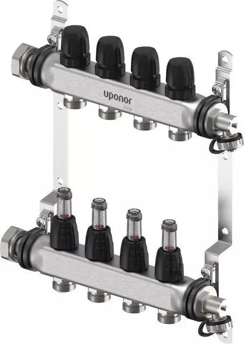 Verteiler mit mehreren Anschlüssen, gefertigt aus Edelstahl, installiert an einer Wand, mit schwarzen Schutzkappen. Produkt von Uponor für Heizungs- oder Wasserversorgungsanwendungen.
